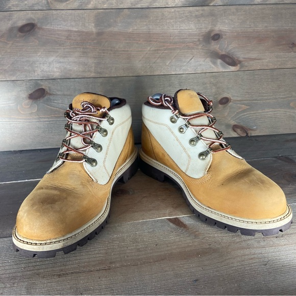 Timberland Womens size 6 shoes wheat brown lace up ankle chukka boots - Picture 4 of 8